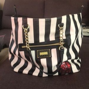 Tote